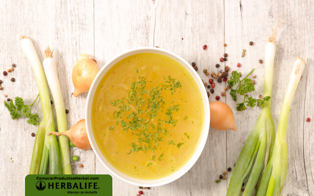 Caldo de verduras para bajar de peso